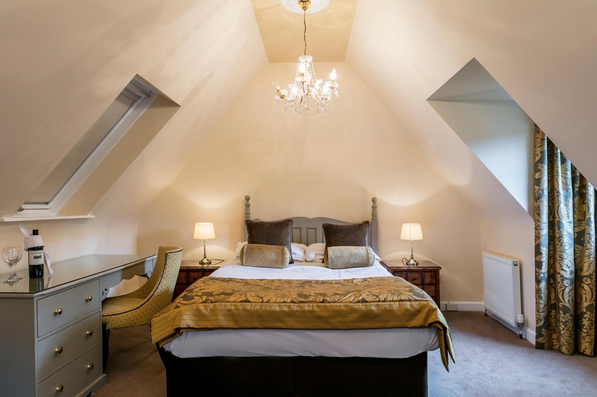 Dalhousie Castle Hotel y Aqueous Spa Bonnyrigg Habitación foto