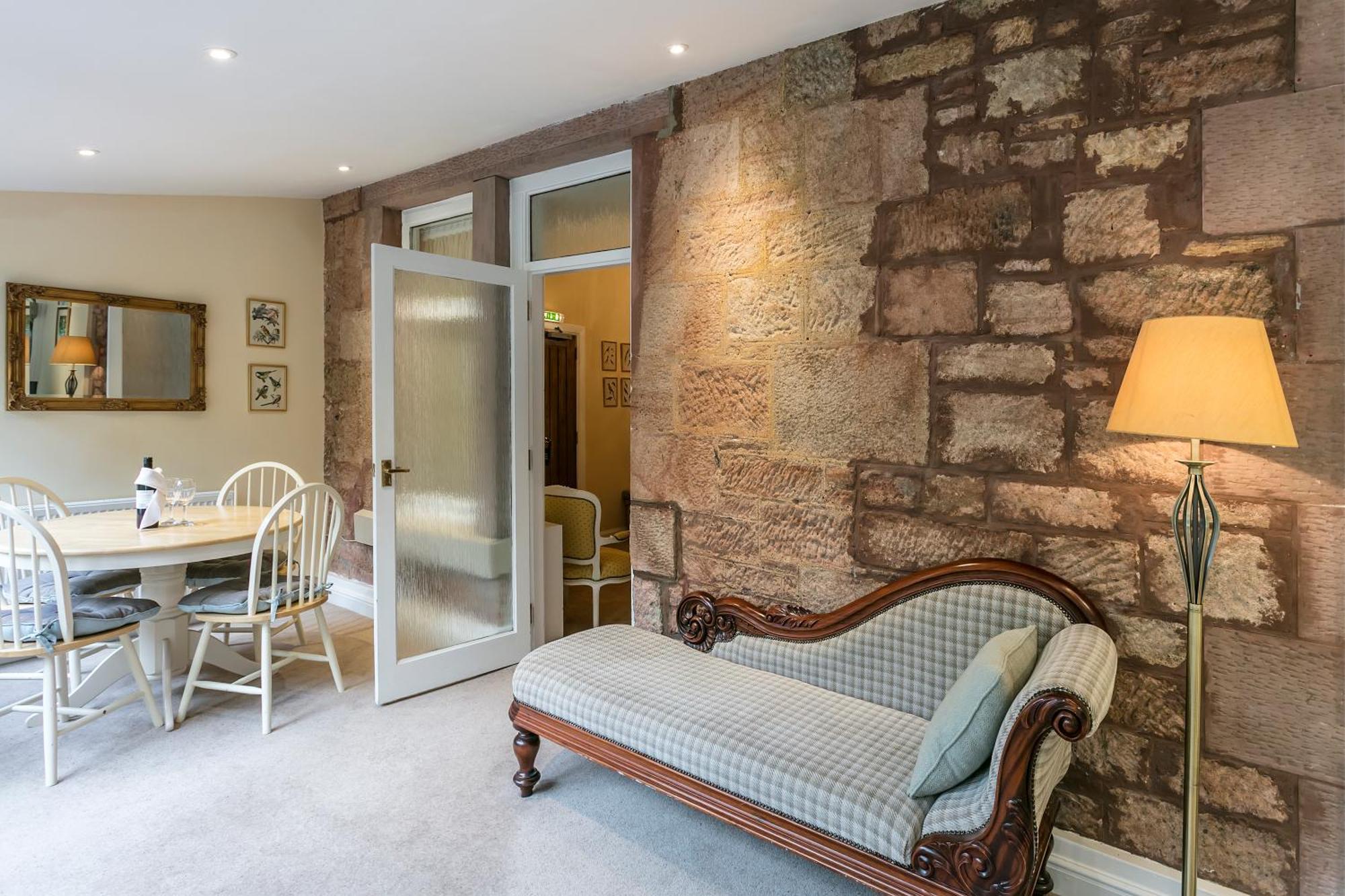 Dalhousie Castle Hotel y Aqueous Spa Bonnyrigg Habitación foto